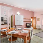 Casa Sofia بيت للعطل